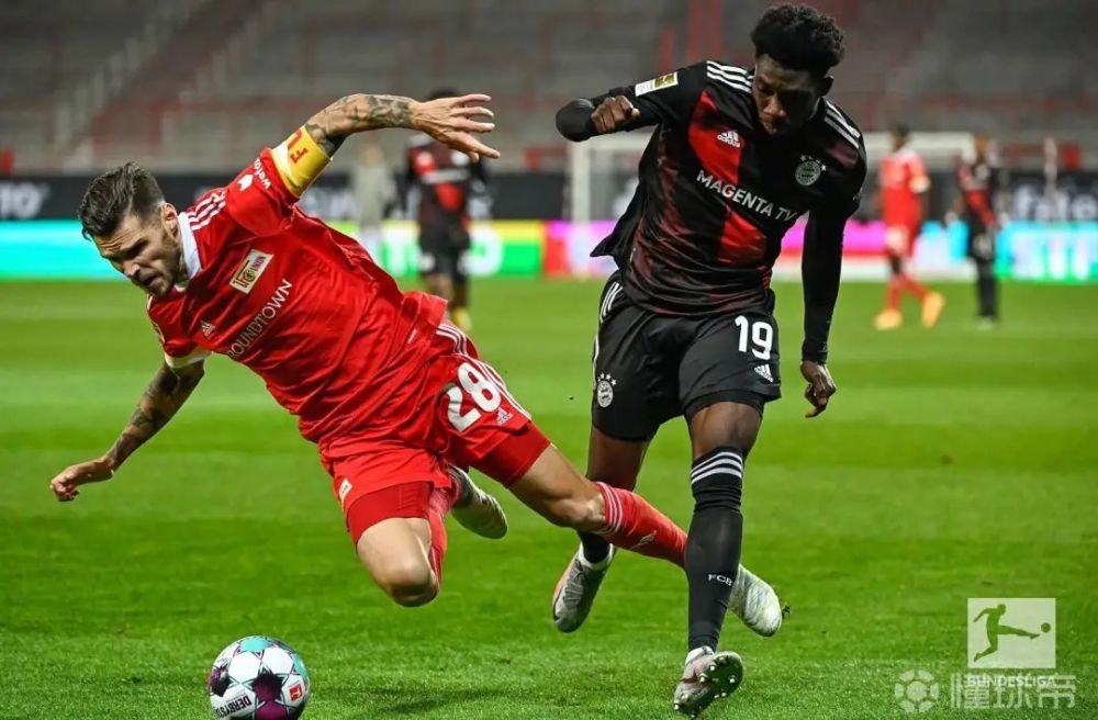  拜仁客场逆转柏林赫塔稳居榜首  