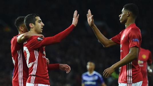  凯恩头槌制胜绝杀时刻，热刺德比战险胜水晶宫取三分  