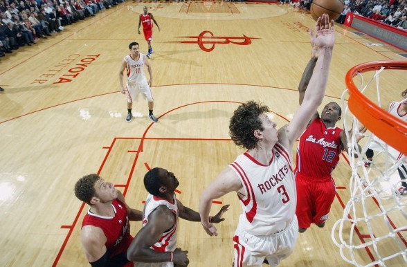  奥斯纳布吕克主场失误连连负于杜伊斯堡  